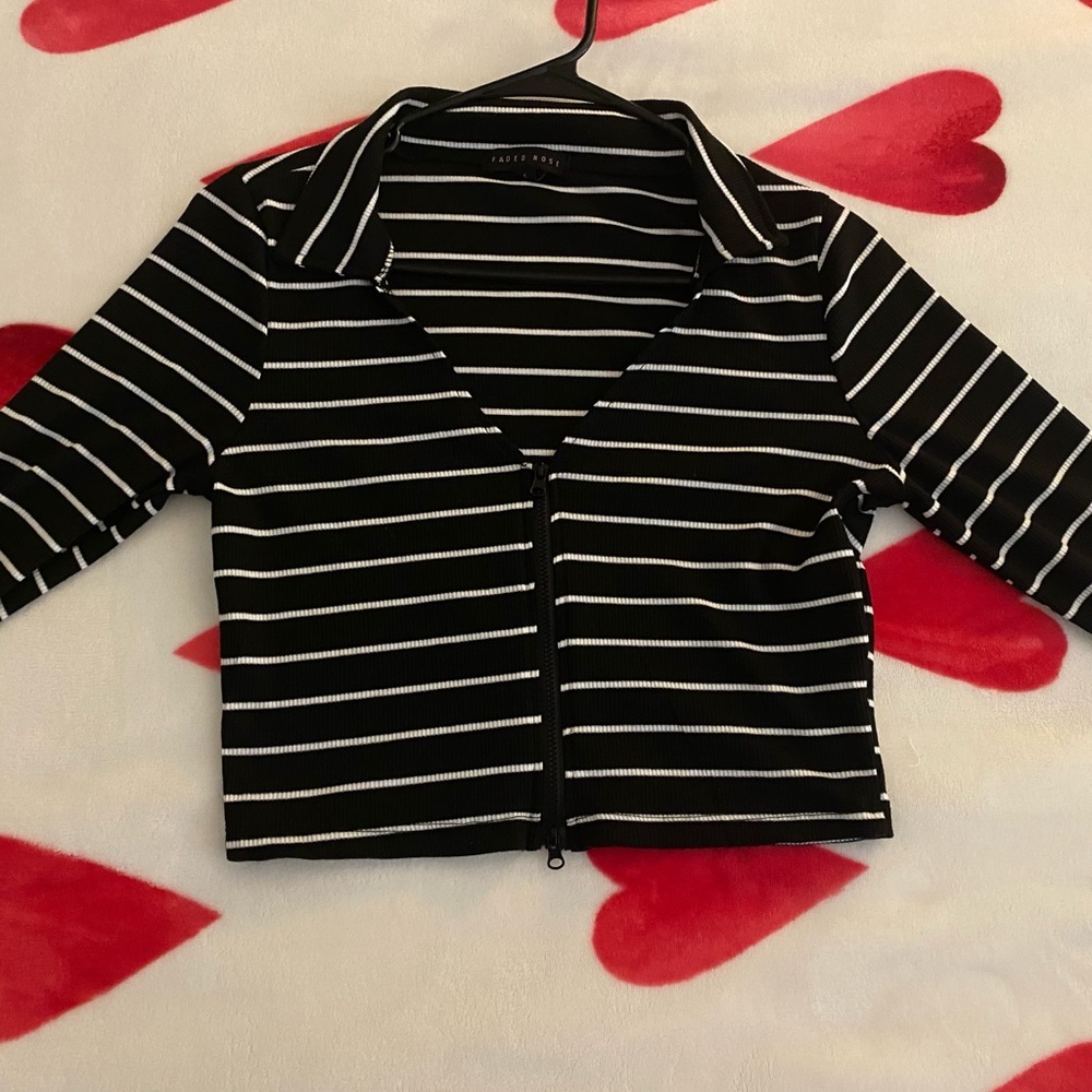 Zip up crop top